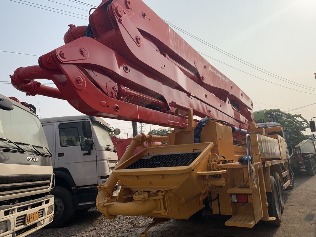 6 Putzmeister 38m 배치 붐 사용된 트럭 탑재 콘크리트 펌프 Beton Pumper 기계