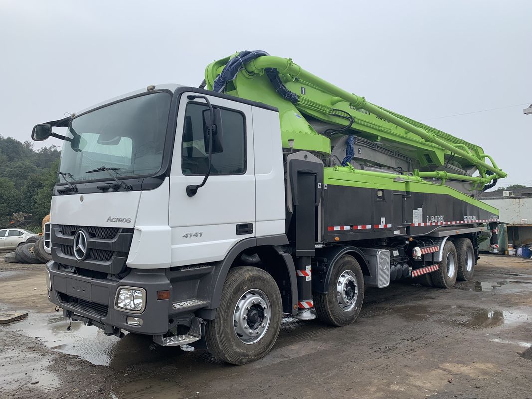 아주 튼튼하 줌리언 180m3/H 56m 붐 콘크리트 트럭