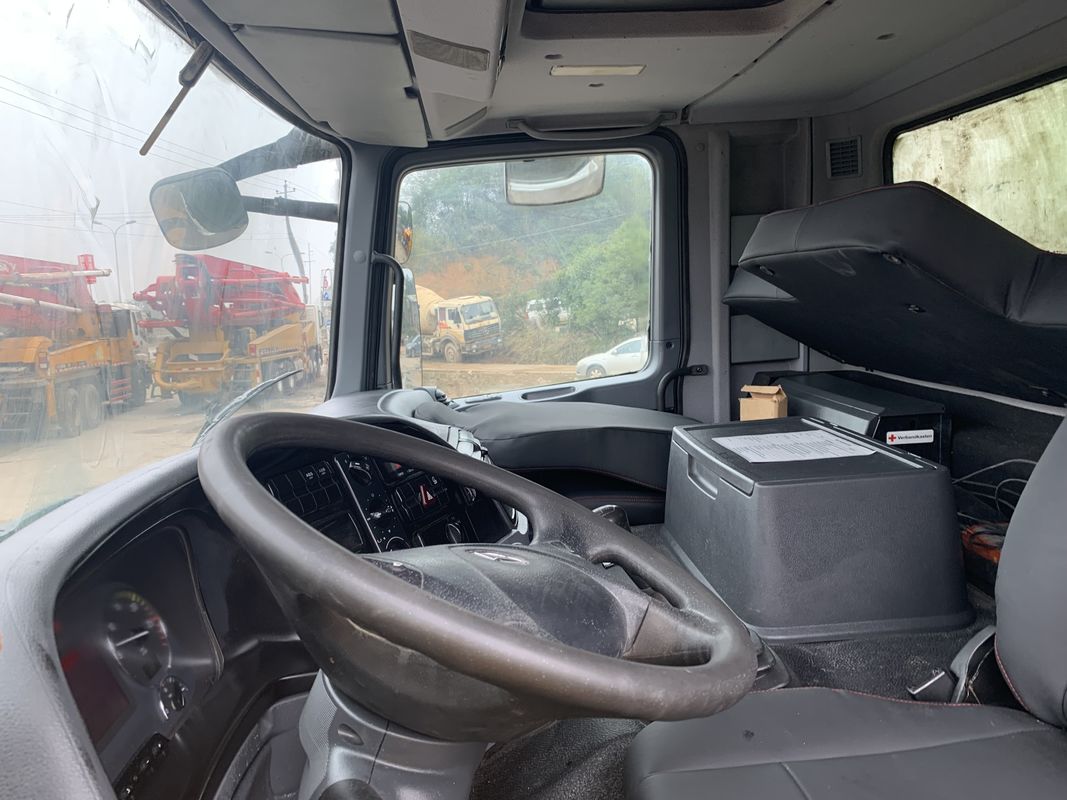 180m3/H 56m 붐 줌리언은 콘크리트 펌프 트럭을 사용했습니다