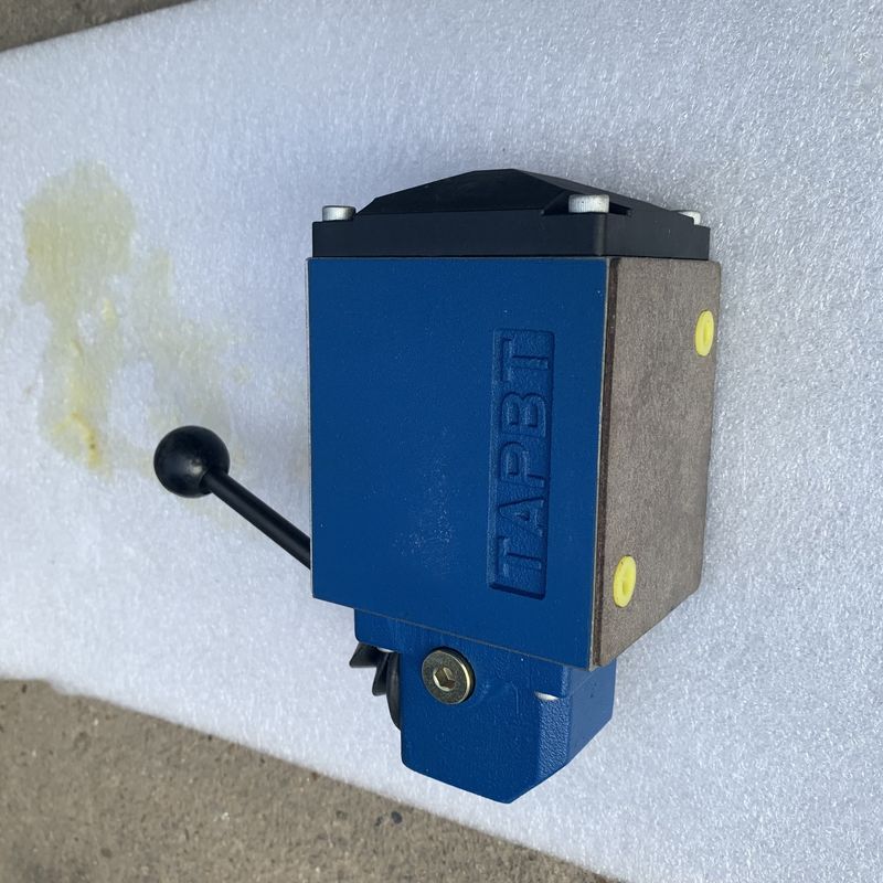 밸브 4WMM10H10/F를 역으로 돌리는 렉스로스 콘크리트 펌프 설명서