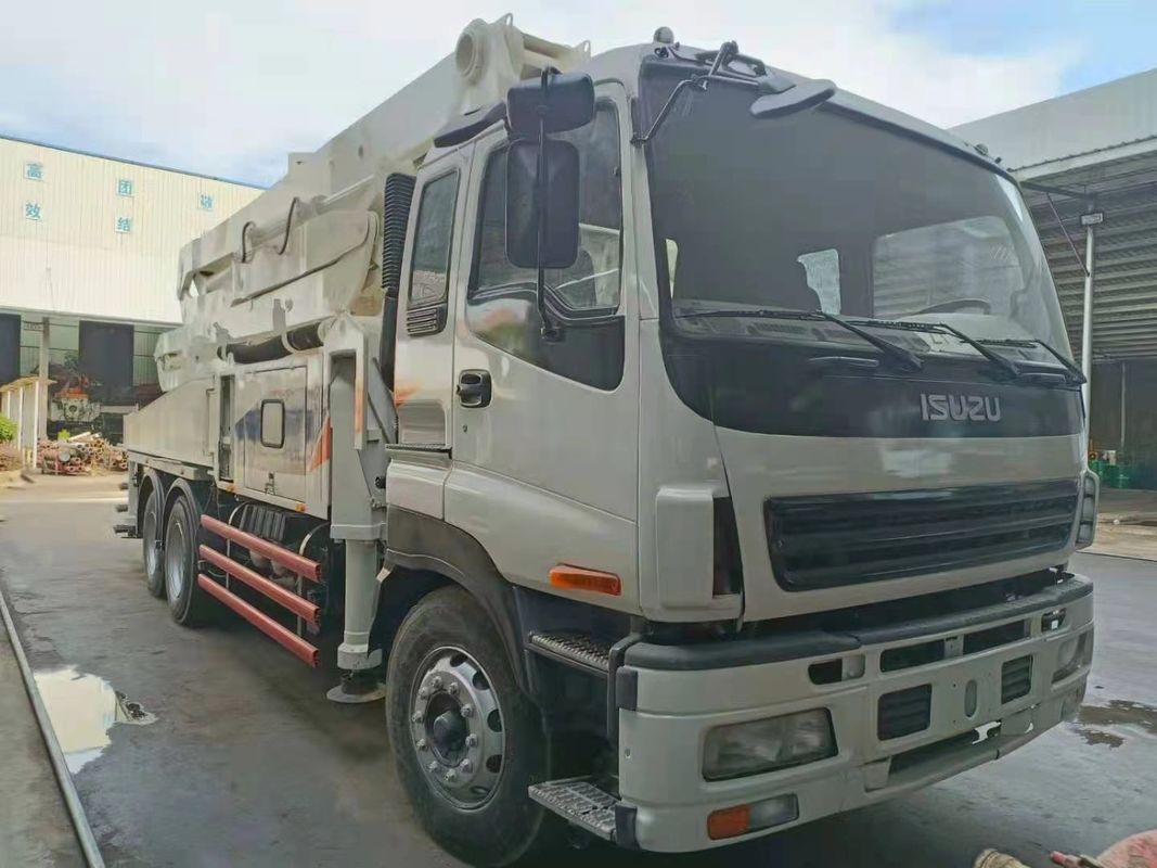 줌리언 37m Ｘ 다리 120m3/H는 콘크리트 펌프 트럭을 사용했습니다