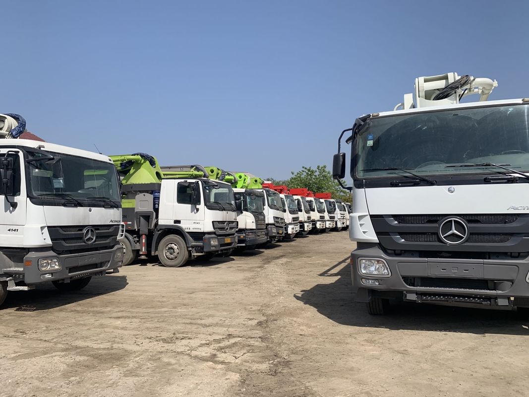 3 축 47M은 분명한 붐 트럭 11/7 Mpa 하나 버튼 120M3/H를 사용했습니다