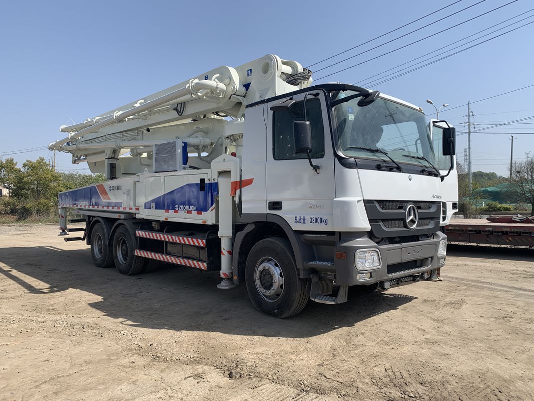 3 축 47M은 분명한 붐 트럭 11/7 Mpa 하나 버튼 120M3/H를 사용했습니다