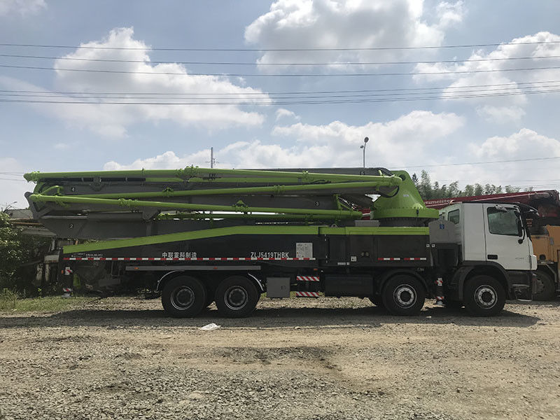 13670*2500*4000mm 디젤 사용 콘크리트 펌프 트럭 과중한 업무 건설 기계