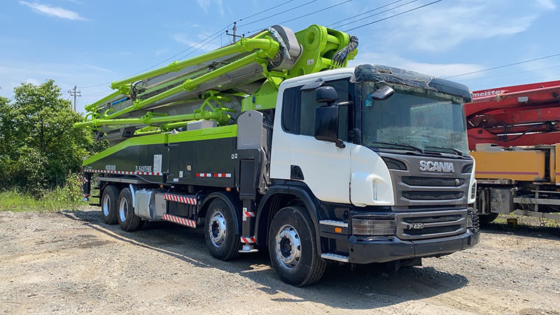 309KW 180M3/H 사용 콘크리트 선 펌프 트럭 56M 줌리언 ZLJ5430THBK